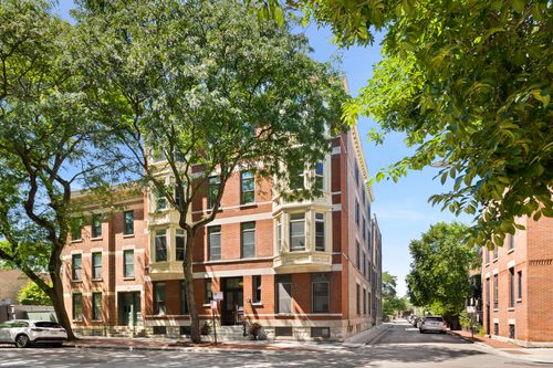 3s-1742 N North Park Ave, Chicago, IL, 60614-5766 | Card Image