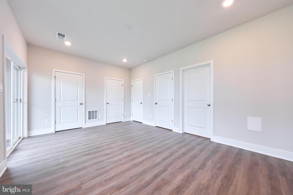 Residential Lease in MANASSAS 4