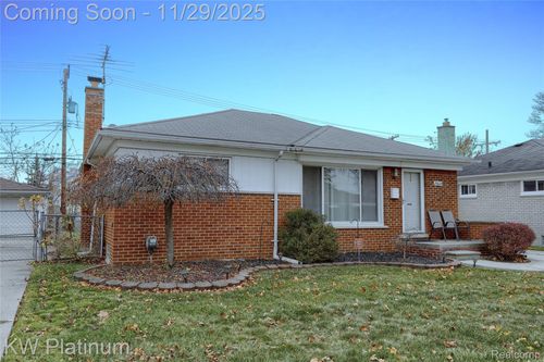 24824 Raven Ave, Eastpointe, MI, 48021-1453 | Card Image