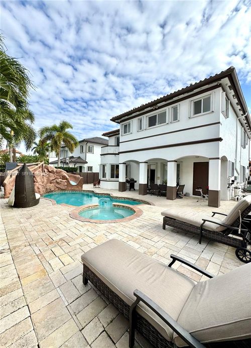 15383 Sw 23rd St, Miami, FL, 33185-5734 | Card Image