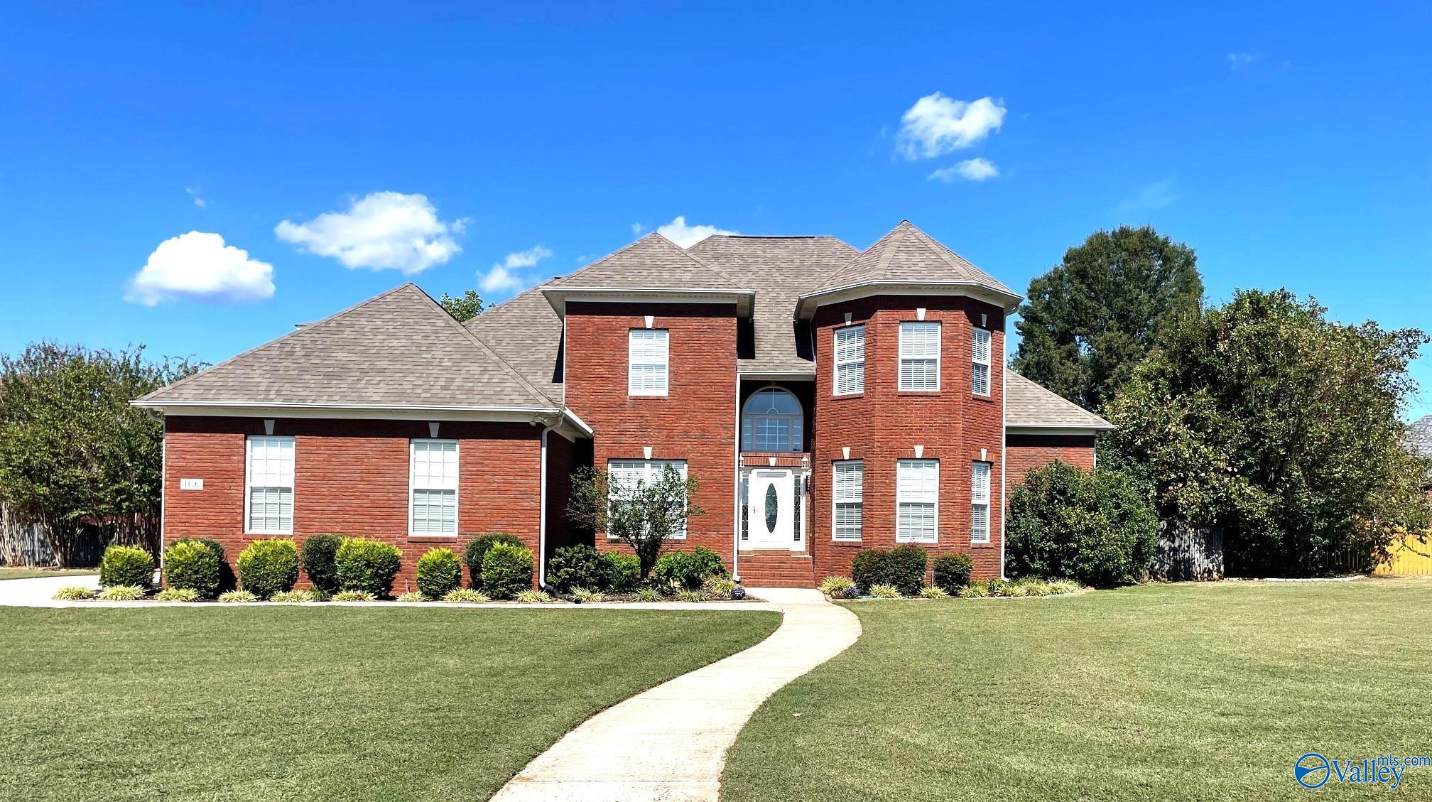 Matilda Dr, Huntsville, AL 35811