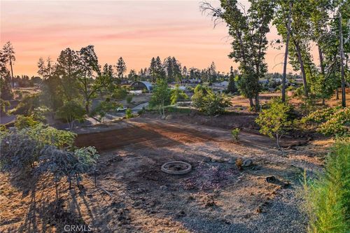 5658 Cathy Ln, Paradise, CA, 95969-5206 | Card Image