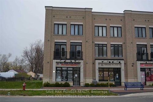 {{alt}} | Card Image