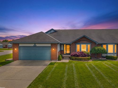 45311 Nottingham Drive, Macomb Township, MI, 48044 | Card Image