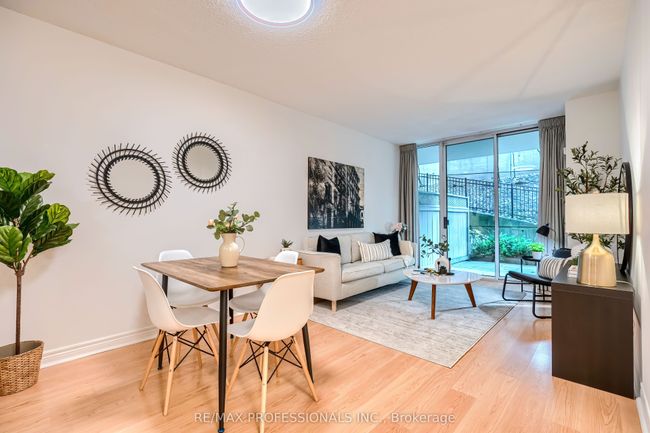 104 - 38 William Carson Cres, Condo with 2 bedrooms, 1 bathrooms and null parking in North York ON | Image 11