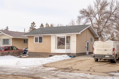 174 Thomson Ave, Regina, SK, S4N5L3 | Card Image