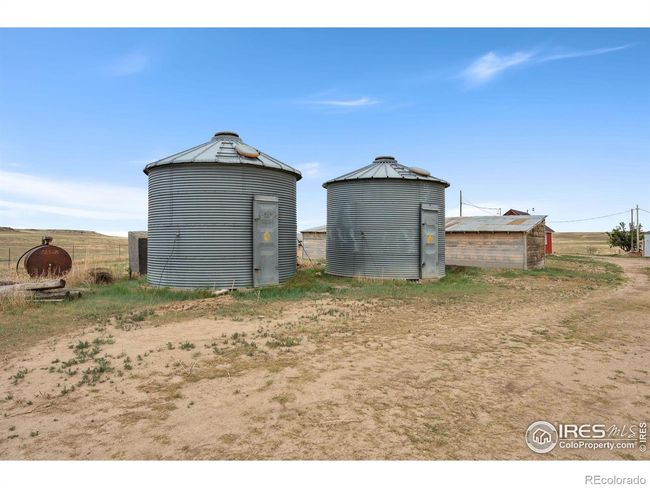 58114 County Road 15, House other with 2 bedrooms, 2 bathrooms and 2 parking in Carr CO | Image 33