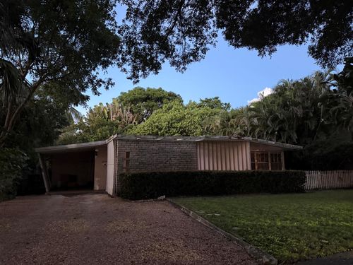 253 Desota Road, West Palm Beach, FL, 33405 | Card Image