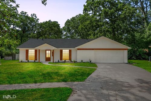 8802 Kensington Dr, Shreveport, LA, 71118-2013 | Card Image