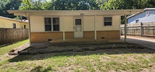 315 S Stewart Dr, Haysville, KS, 67060 | Card Image