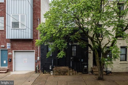 2105 E Susquehanna Ave, PHILADELPHIA, PA, 19125-2027 | Card Image
