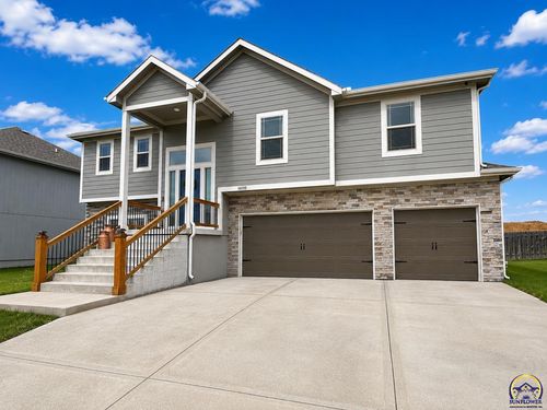 16030 Craig St, Basehor, KS, 66007 | Card Image