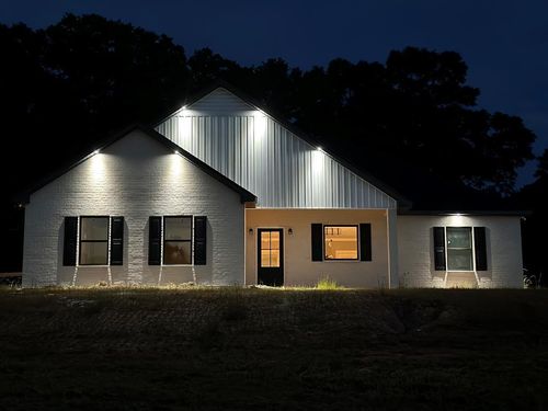 82 Theodore Dr, Poplarville, MS, 39470-5605 | Card Image