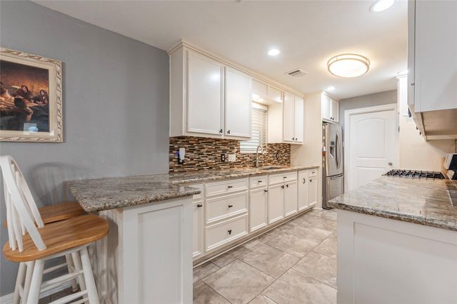 2302 Peach Ln, House other with 4 bedrooms, 3 bathrooms and 4 parking in Pasadena TX | Image 14