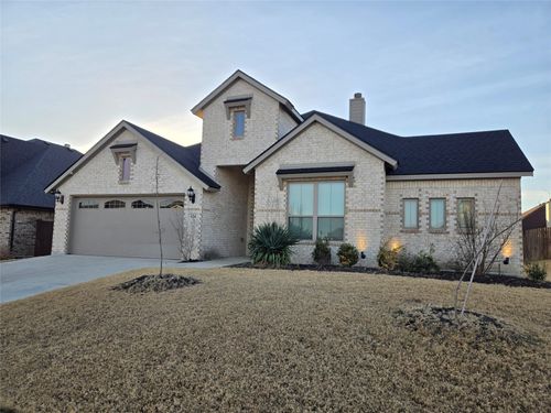 124 Trail Dr, Waxahachie, TX, 75165-2068 | Card Image