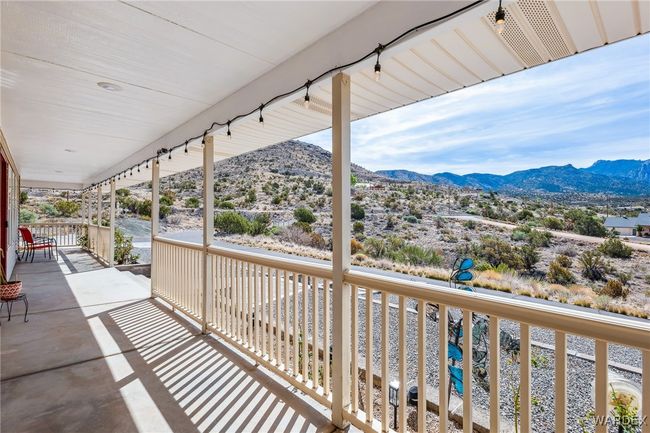 Balcony | Image 9