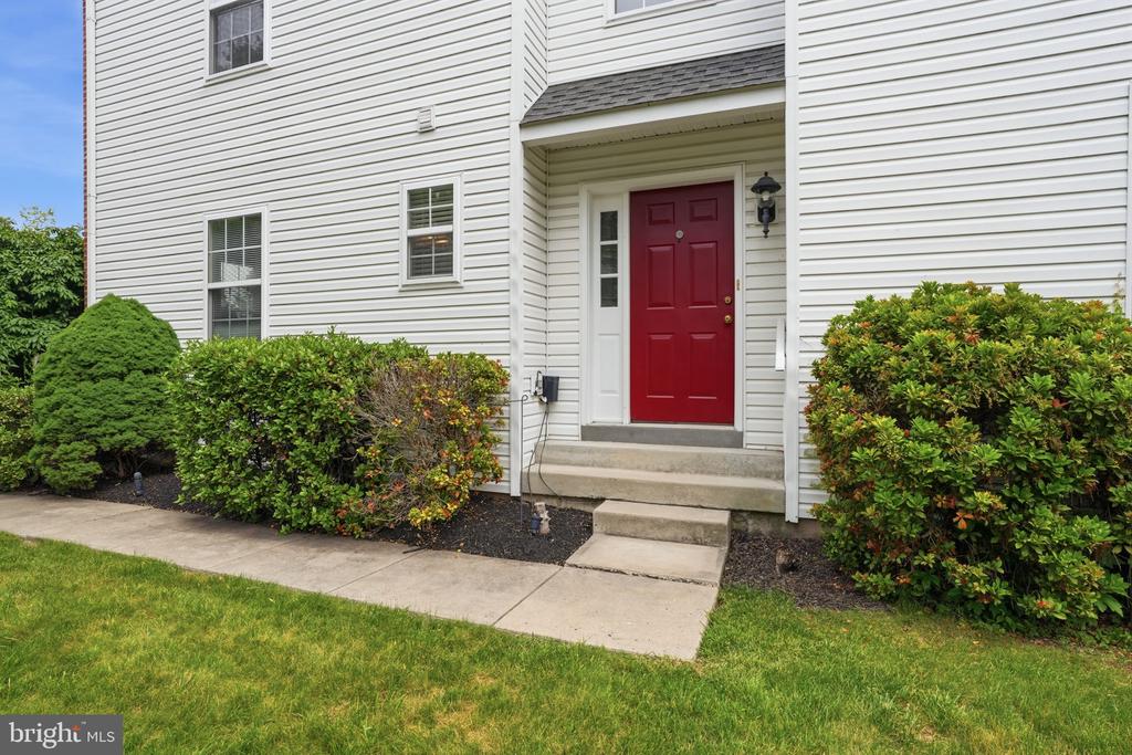 Residential in SELLERSVILLE 2
