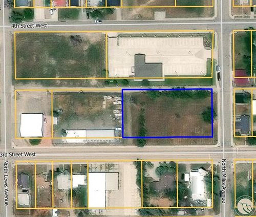 705 3rd St W, Hardin, MT, 59034-1603 | Card Image