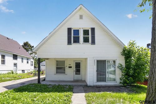6621 Pinkney Street, Omaha, NE, 68104 | Card Image