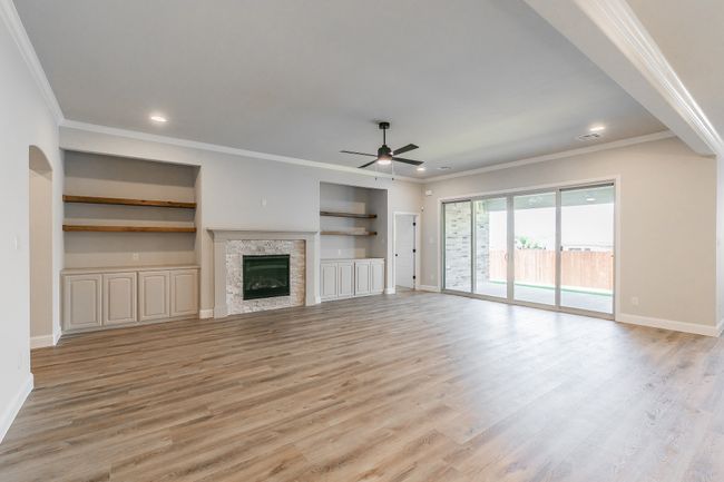 213 Navajo Trl, House other with 3 bedrooms, 3 bathrooms and null parking in Alvarado TX | Image 15