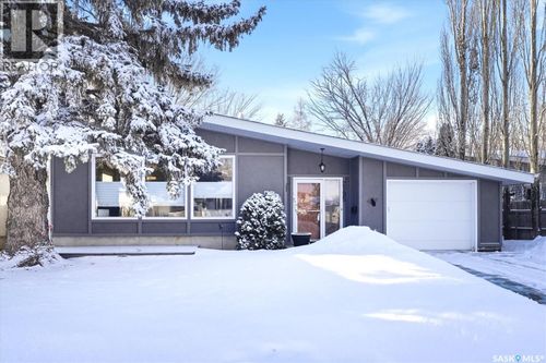 2195 Easthill, Saskatoon, SK, S7J3C8 | Card Image