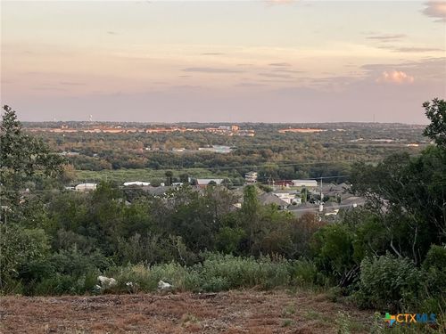 13 Trail Vw, New Braunfels, TX, 78130-6171 | Card Image
