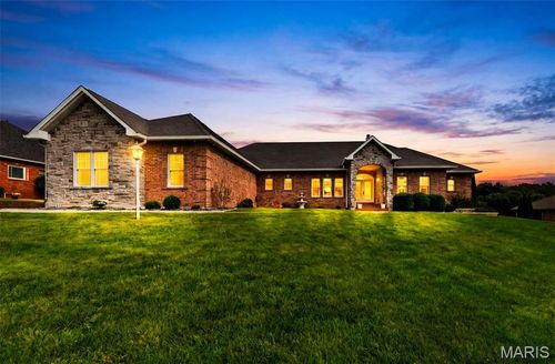 823 Ridge Rd, Waterloo, IL, 62298-3163 | Card Image