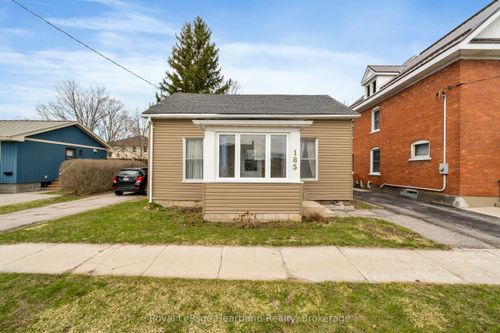 185 St David St, Goderich, ON, N7A1L9 | Card Image
