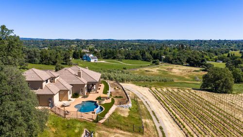 2385 Bald Hill Rd, Auburn, CA, 95603-9448 | Card Image