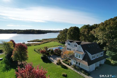325 River Rd, Pawcatuck, CT, 06379-2073 | Card Image