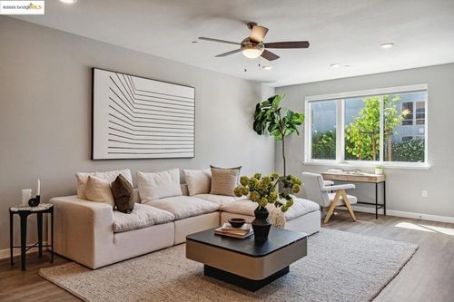 apt-401-2400 Adeline St, Oakland, CA, 94607-2481 | Card Image