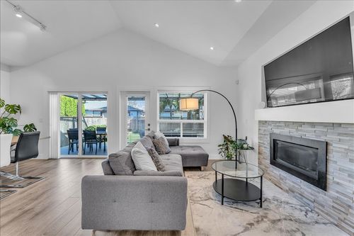 7430 Canada Way, Burnaby, BC, V3N3J6 | Card Image