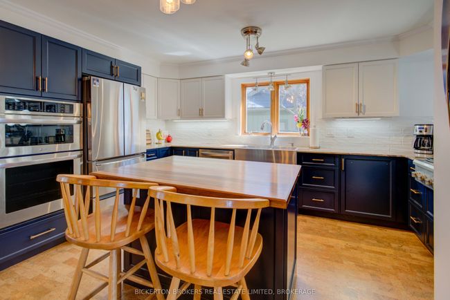 9 Grays Lane, House other with 5 bedrooms, 2 bathrooms and 2 parking in Gananoque ON | Image 28