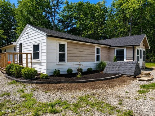 6143 County Road 1, Swanton, OH, 43558-9535 | Card Image