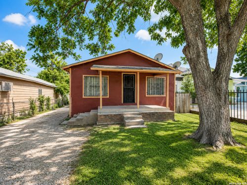 214 Castroville, San Antonio, TX, 78207 | Card Image