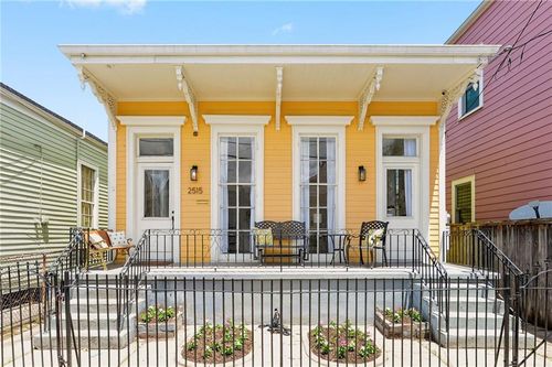 2515 Laurel St, New Orleans, LA, 70130-5523 | Card Image