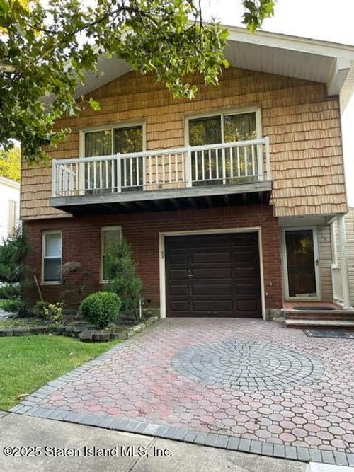 12 Steers St, Staten Island, NY, 10314-6310 | Card Image