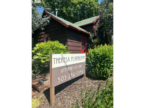 7512 N Berkeley Ave, Portland, OR, 97203-6002 | Card Image
