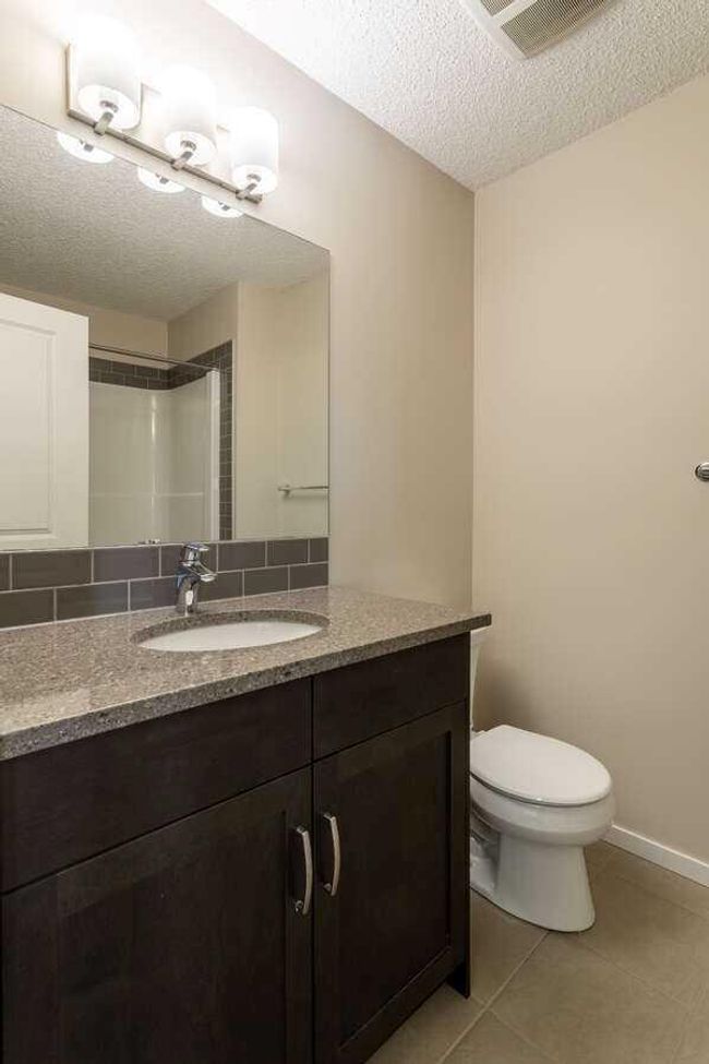 144 Sunvalley Road, Townhouse with 3 bedrooms, 4 bathrooms and 2 parking in Cochrane AB | Image 20