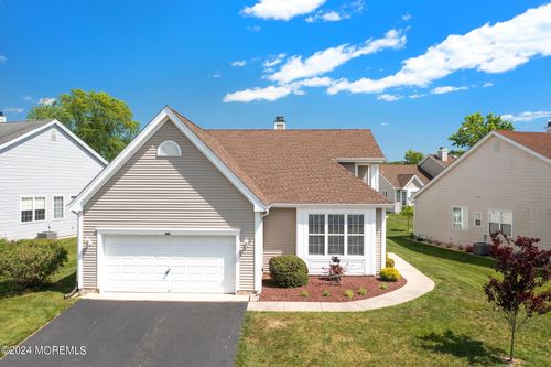 10 Jumping Brook Ln, Barnegat, NJ, 08005-5501 | Card Image