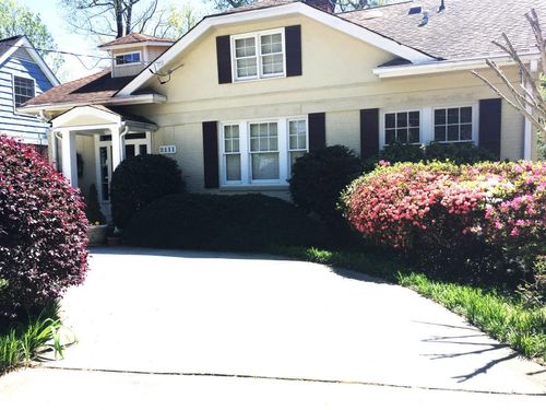 upstai-2111 Fairhaven Circle Ne, Atlanta, GA, 30305 | Card Image