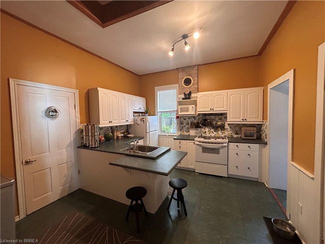 551 Grace St, House other with 2 bedrooms, 1 bathrooms and 1 parking in Woodstock ON | Image 11