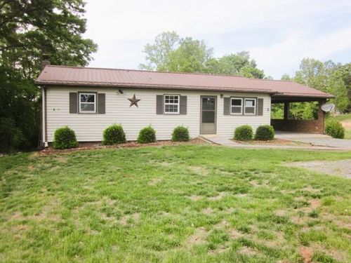 2765 Hatchett Rd, Penhook, VA, 24137-1486 | Card Image