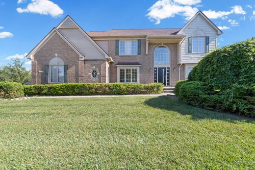 592 Terrace Ct, Canton, MI, 48188-6279 | Card Image