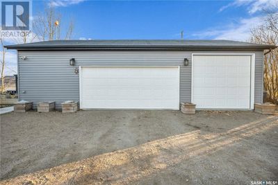 5 Garrettsee St, House other with 3 bedrooms, 2 bathrooms and null parking in Duval SK | Image 2