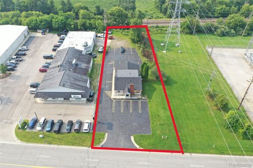 520 Imlay City Rd, Lapeer, MI, 48446-3178 | Card Image