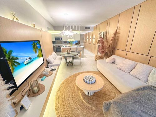 unit-601-1010 Sw 2nd Ave, Miami, FL, 33130-4455 | Card Image