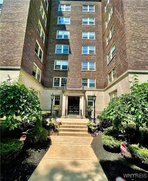 apt-1c-83 Bryant St, Buffalo, NY, 14209-1831 | Card Image