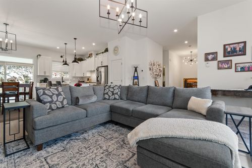 14-5248 Goldspring Pl, Chilliwack, BC, V2R5S5 | Card Image