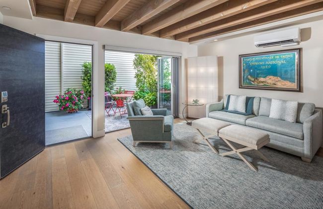 2687 State St, Condo with 2 bedrooms, 3 bathrooms and 2 parking in Carlsbad CA | Image 4
